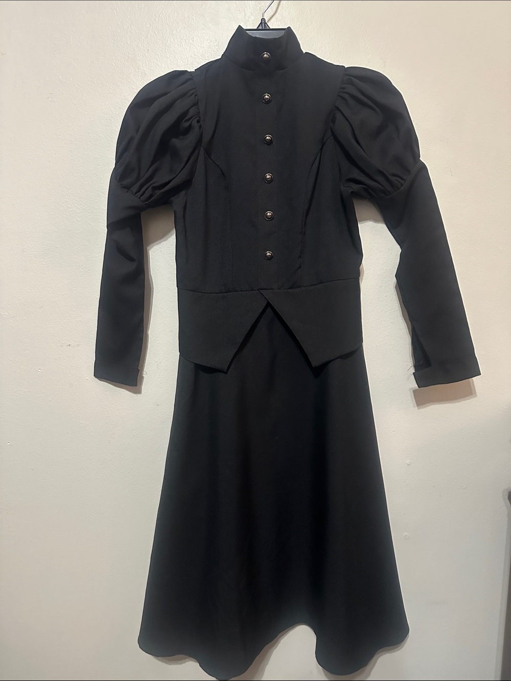 Black Long-Sleeve Puff Shoulder Midi Dress
